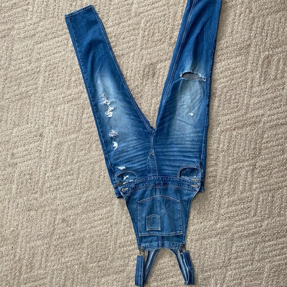 Hollister Jean overalls, size M, good condition - Picture 3 of 5